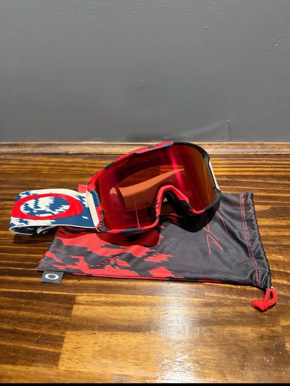Oakley Line Miner Sammy Carlson Limited Edition Ski/Snowboard Goggles